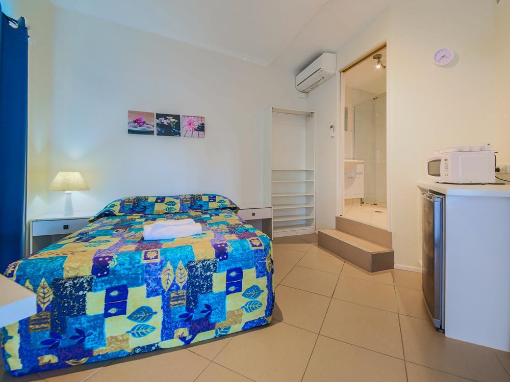 Marlin Motel Biggera Waters Екстер'єр фото