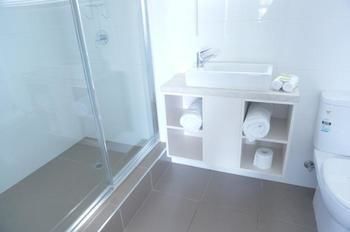 Marlin Motel Biggera Waters Екстер'єр фото